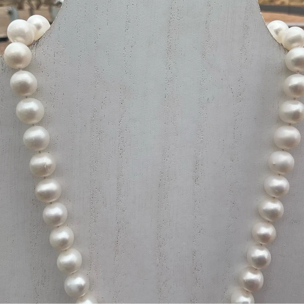 White bead necklace 18” long